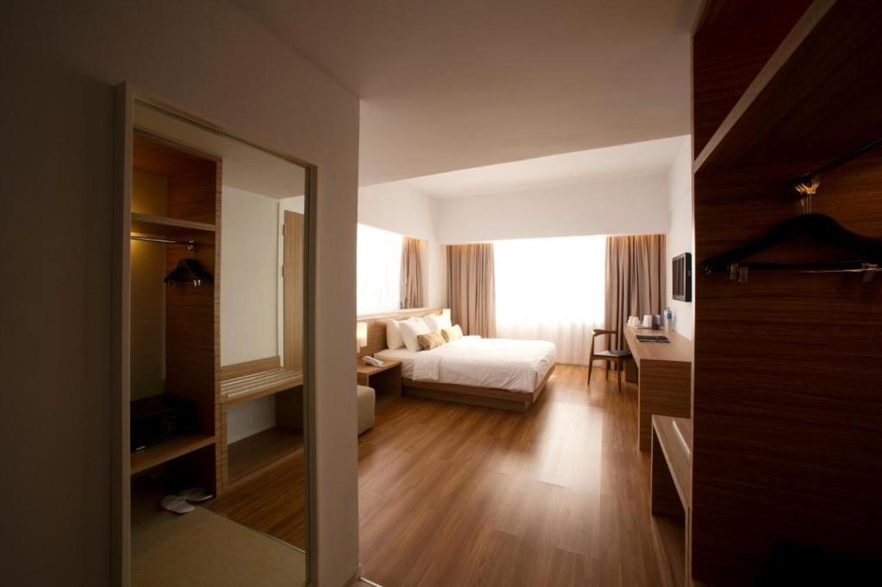 Hotel Grand Zuri Malioboro Yogyakarta Exterior foto