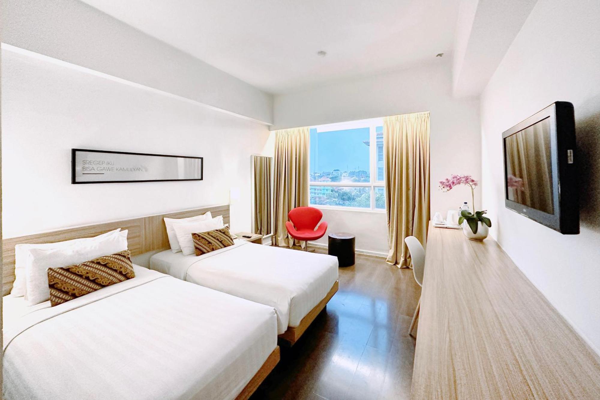 Hotel Grand Zuri Malioboro Yogyakarta Exterior foto